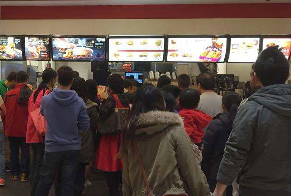 麦当劳奇妙的品牌促销策略_昆明品牌策划 4.jpg